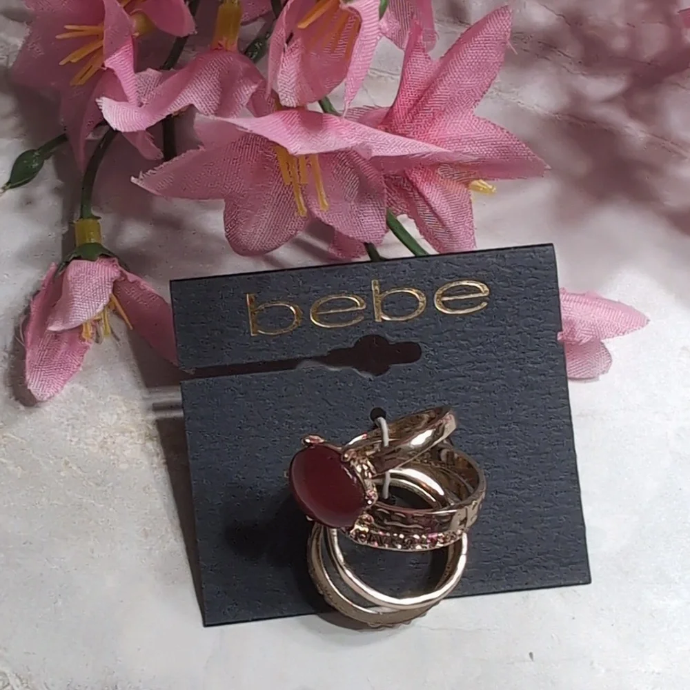 bebe chic ring